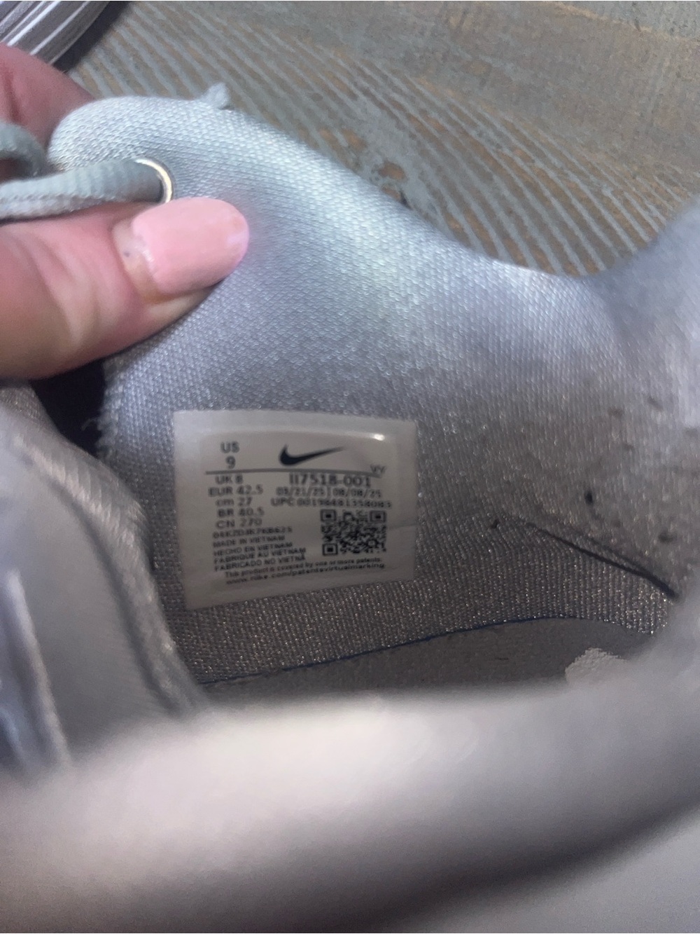 Nike Giannis Freak 7’s womens size 9 Gray Sculpted sneakers volleyball 🏐sneakers - Picture 7 of 9